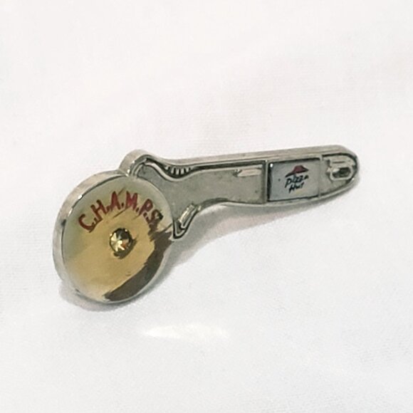 Pizza Hut CHAMPS Pizza Cutter Shaped Pin 1" Advertisement Silver tone - Picture 1 of 5